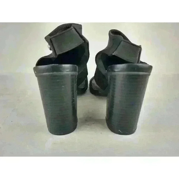 SIMPLY VERA WANG Black High Heels Women's 8.5 Sandals - Picture 4 of 9